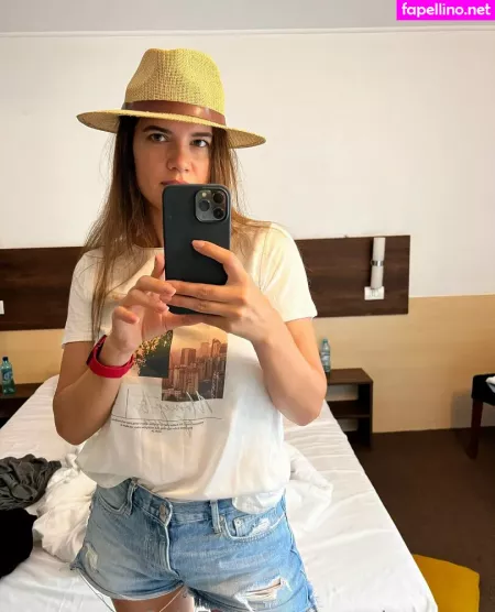 Yasmineamory OnlyFans Thumbnail #7UpBqjGbtP