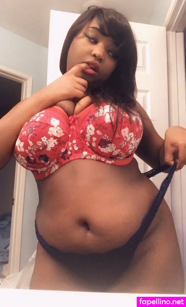 yasmineforrrester22, yasminestarfree Nude Leaked OnlyFans Photo #0KQKvovJB2