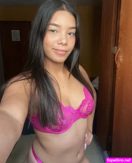 Yasminlopezz OnlyFans Thumbnail #oswEoPVLlE