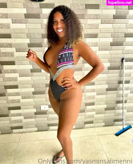 Yasminsalimenni OnlyFans Thumbnail #9wsEcIR0EC