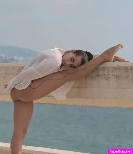 Yassmasri OnlyFans Thumbnail #IUWjjbXLb1