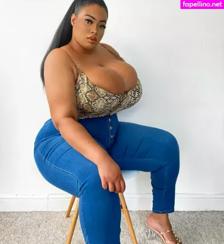 Yathbeauty OnlyFans Thumbnail #AmbOP261Q5