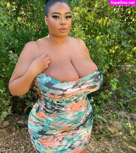 Yathbeauty OnlyFans Thumbnail #NBRRvMDkX7
