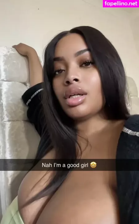 Yathbeauty OnlyFans Thumbnail #YLRXpdgLW1