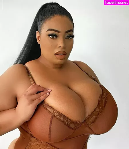 Yathbeauty OnlyFans Thumbnail #gEyNAhEtmK