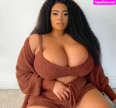 Yathbeauty OnlyFans Thumbnail #rOhFWCTi6h