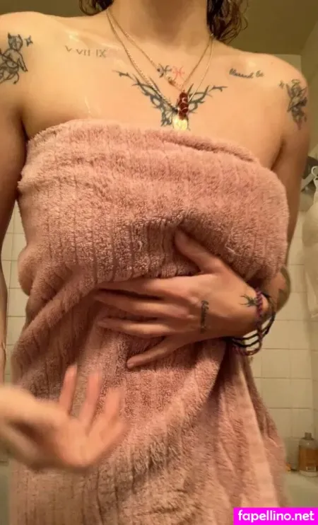 Yaya579 OnlyFans Thumbnail #iSVclEuzEk
