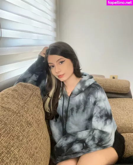 Yayahuz OnlyFans Thumbnail #aYC0b5wMPX