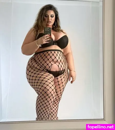 Yazmin Fox OnlyFans Thumbnail #Q2TfUhKi4t