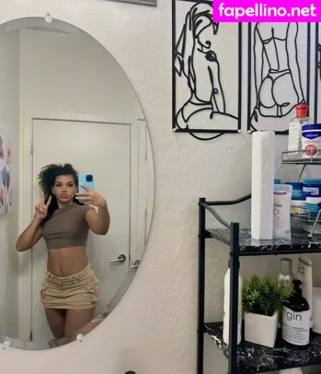 Yazmntya OnlyFans Thumbnail #A8OjI7WzzQ