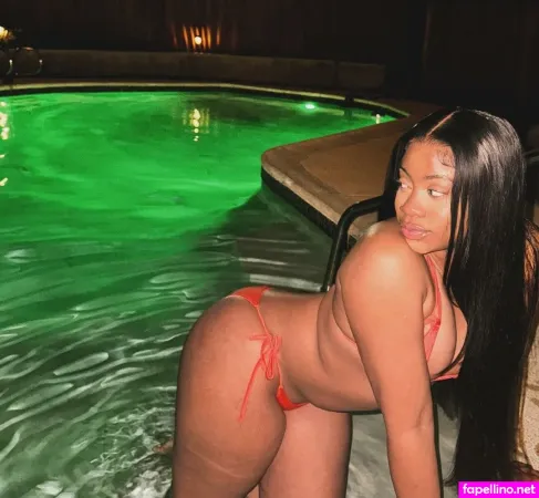 Yazmynswrld OnlyFans Thumbnail #FRhiyNTpy5