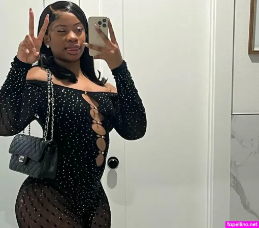 Yazmynswrld OnlyFans Thumbnail #jYIRMT1SLF