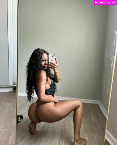 Yazzyyams OnlyFans Thumbnail #2CAO2CXqT3