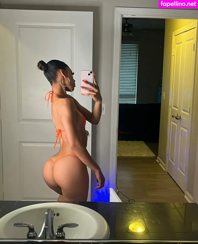 Queen Yasmeena, yazzylonglegs, yazzyyams Nude Leaked OnlyFans Photo #5h4Wtuipdy