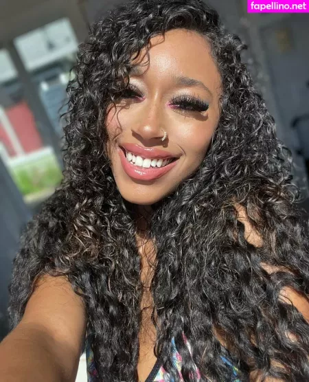 Yazzyyams OnlyFans Thumbnail #HSdwyxRPvX