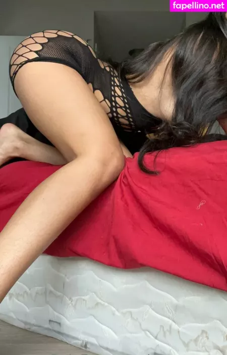 Yazzyyams OnlyFans Thumbnail #KyOxTXNKK0