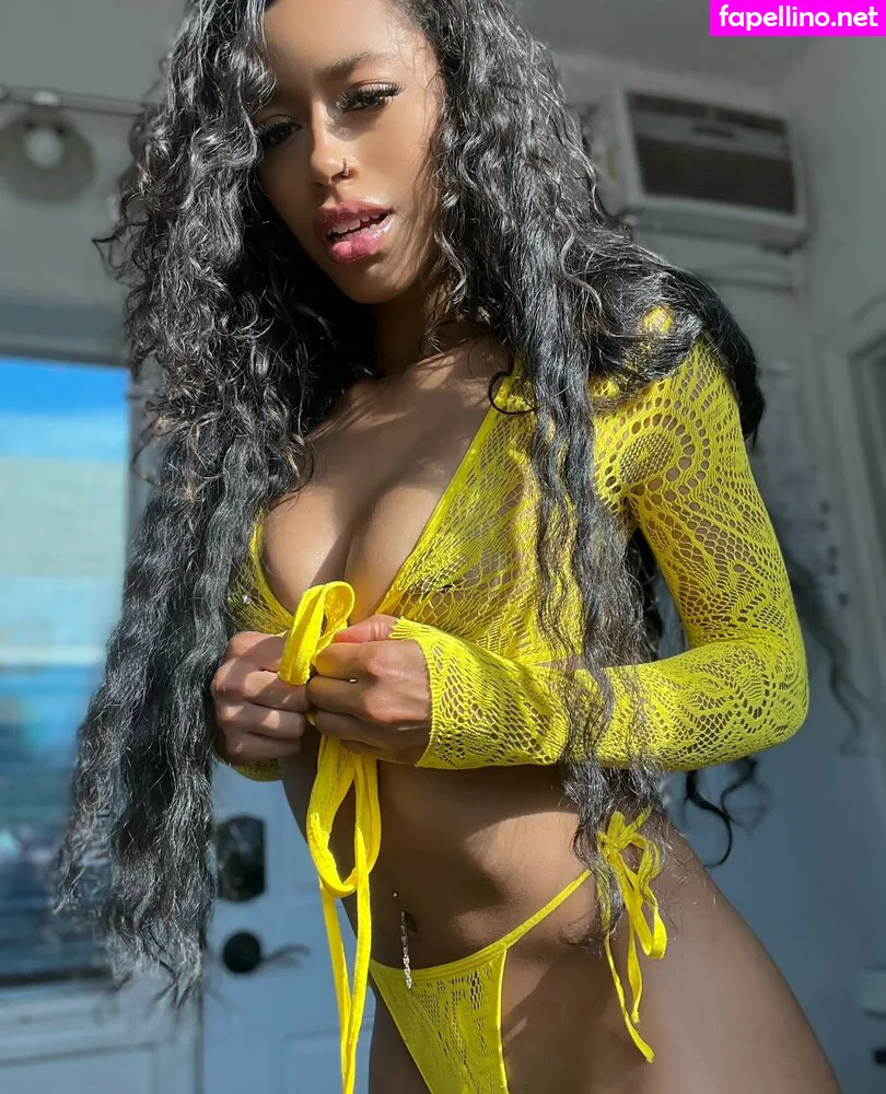 Queen Yasmeena, yazzylonglegs, yazzyyams Nude Leaked OnlyFans Photo #MCD8ON1DOs