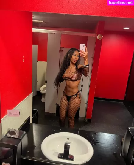 Yazzyyams OnlyFans Thumbnail #XAd2UDR0l4