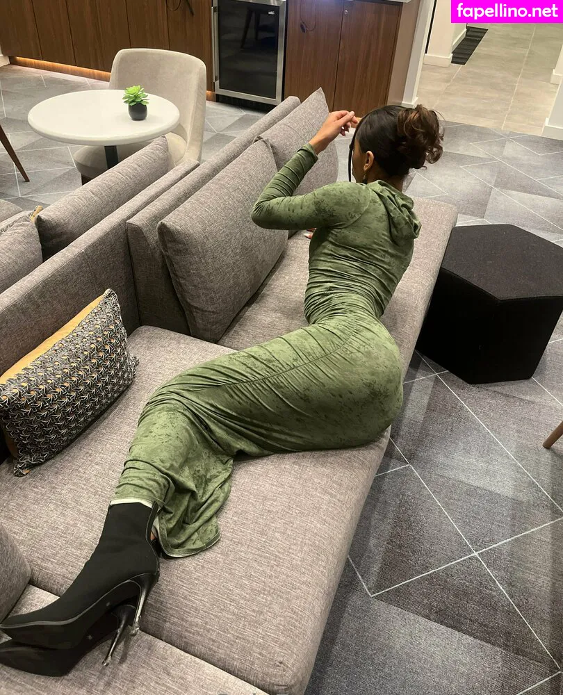 Queen Yasmeena, yazzylonglegs, yazzyyams Nude Leaked OnlyFans Photo #bRPcEDY0jM