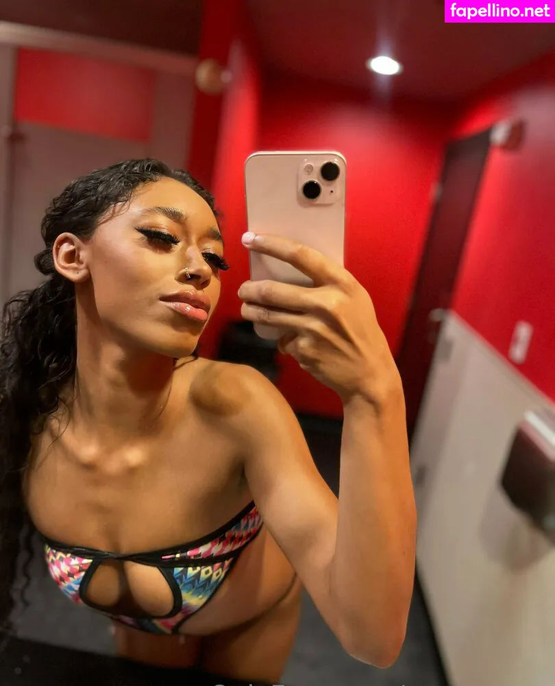 Queen Yasmeena, yazzylonglegs, yazzyyams Nude Leaked OnlyFans Photo #dQ1bapn37h