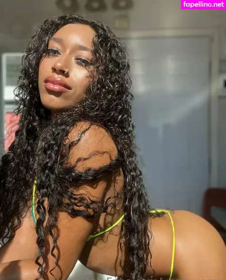 Yazzyyams OnlyFans Thumbnail #vQ8jK0MsLr