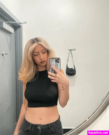 Yeahbabyy OnlyFans Thumbnail #gvCybmeXuA