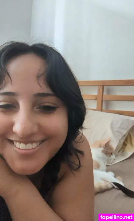 Yeahitsevie OnlyFans Thumbnail #CaaNBkAVy8