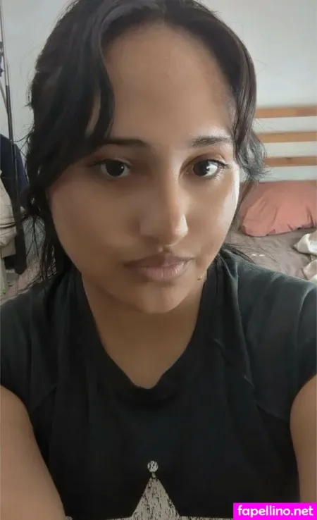 Yeahitsevie OnlyFans Thumbnail #DY1RxYsaPK