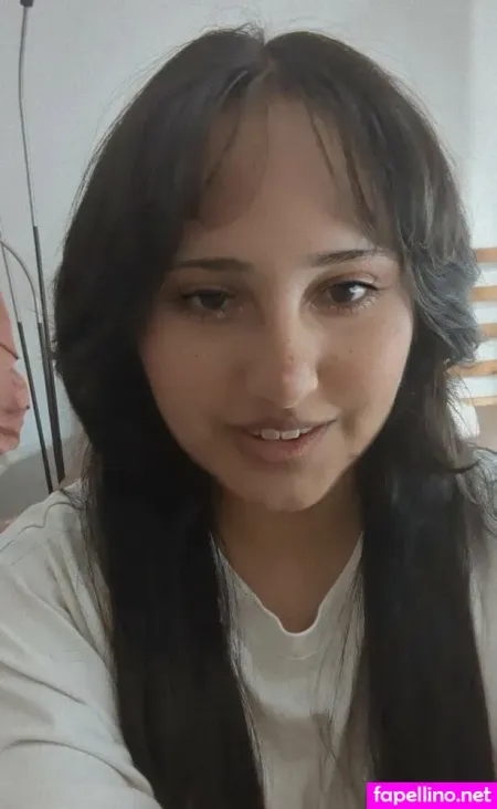 Yeahitsevie OnlyFans Thumbnail #MFyuAFvpwW