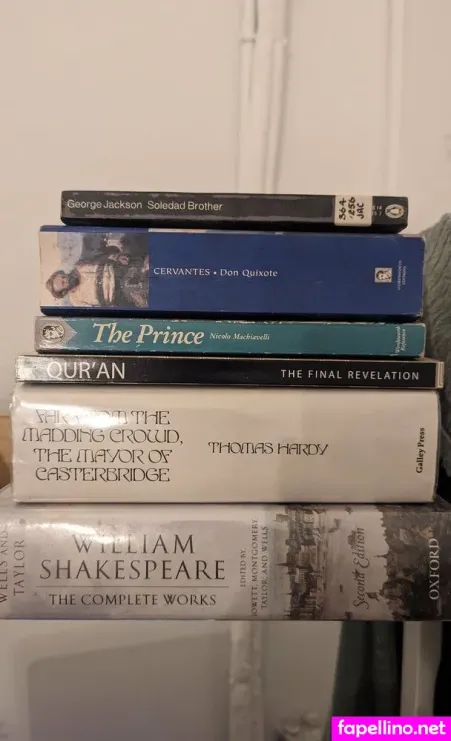 Yeahitsevie OnlyFans Thumbnail #s3djR4YlUf