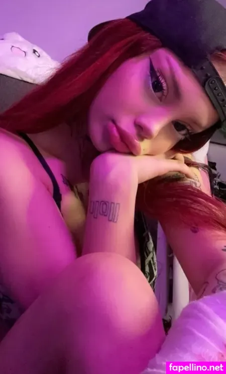 Yeahm8r Yamur Temiz OnlyFans Thumbnail #nMnTz2b24e