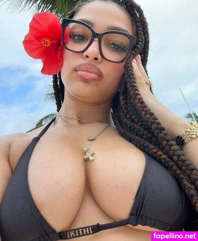 laBEBEliyah, r.i.v.3.r.a, yeathatsliyah_ Nude Leaked OnlyFans Photo #aMycLRXntl