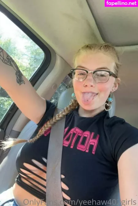 Yeehaw402girls OnlyFans Thumbnail #Mzm6pDmmZv