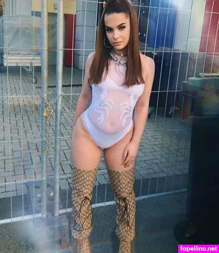 Yeezluise OnlyFans Thumbnail #W2IlAcXy2t