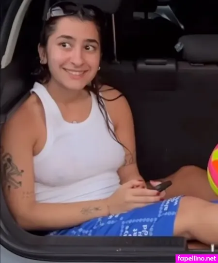 Yeliz Main Profile Photo