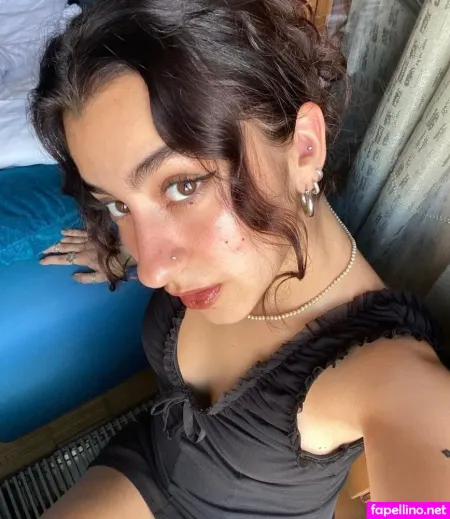 Yeliz OnlyFans Thumbnail #m5LsdxLqAi