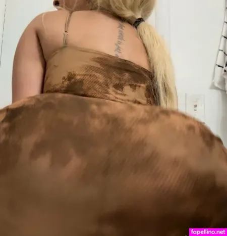 Yell0wp0rntapez 1 OnlyFans Thumbnail #DWiP9WFycg