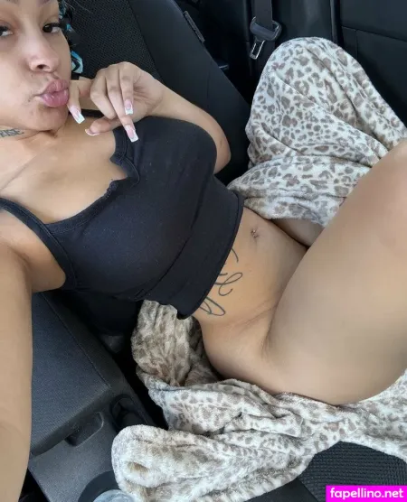 Yell0wp0rntapez 1 OnlyFans Thumbnail #l4rN6bJlGr