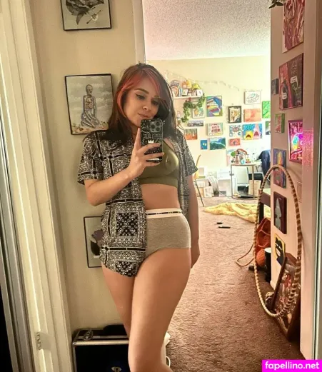 Yellowspoongirl OnlyFans Thumbnail #AClpZgxa7I