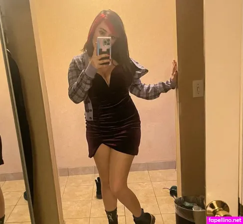 Yellowspoongirl OnlyFans Thumbnail #HoP5ipCbcP