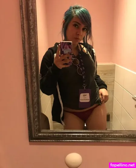 Yellowspoongirl OnlyFans Thumbnail #rKUaBEDgmW