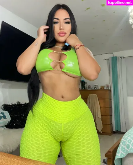 Yen Lachina OnlyFans Thumbnail #iImzjxNcKn