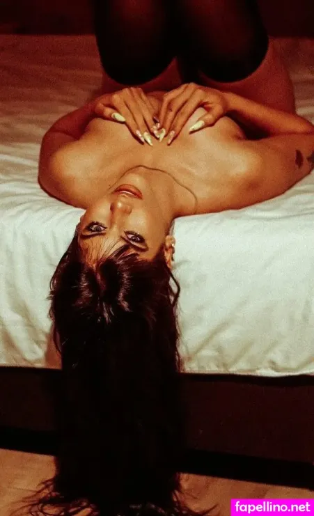 Yeniferoficial OnlyFans Thumbnail #5I28F95l87