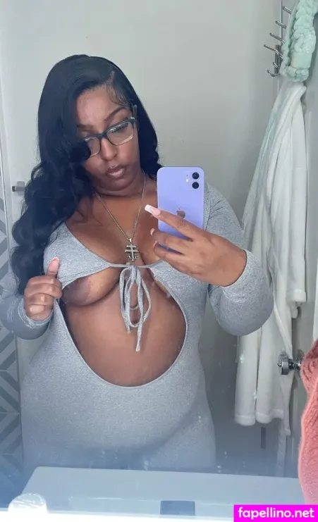 Yennraye OnlyFans Thumbnail #HSw9Li0H8P