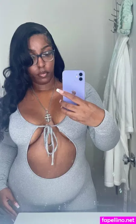 Yennraye OnlyFans Thumbnail #lyatcxzZnM