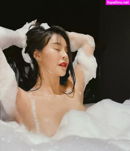 Yeoreum OnlyFans Thumbnail #XmYlPC6Mnq