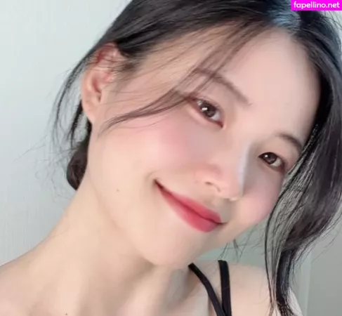 Yeoreum Main Profile Photo