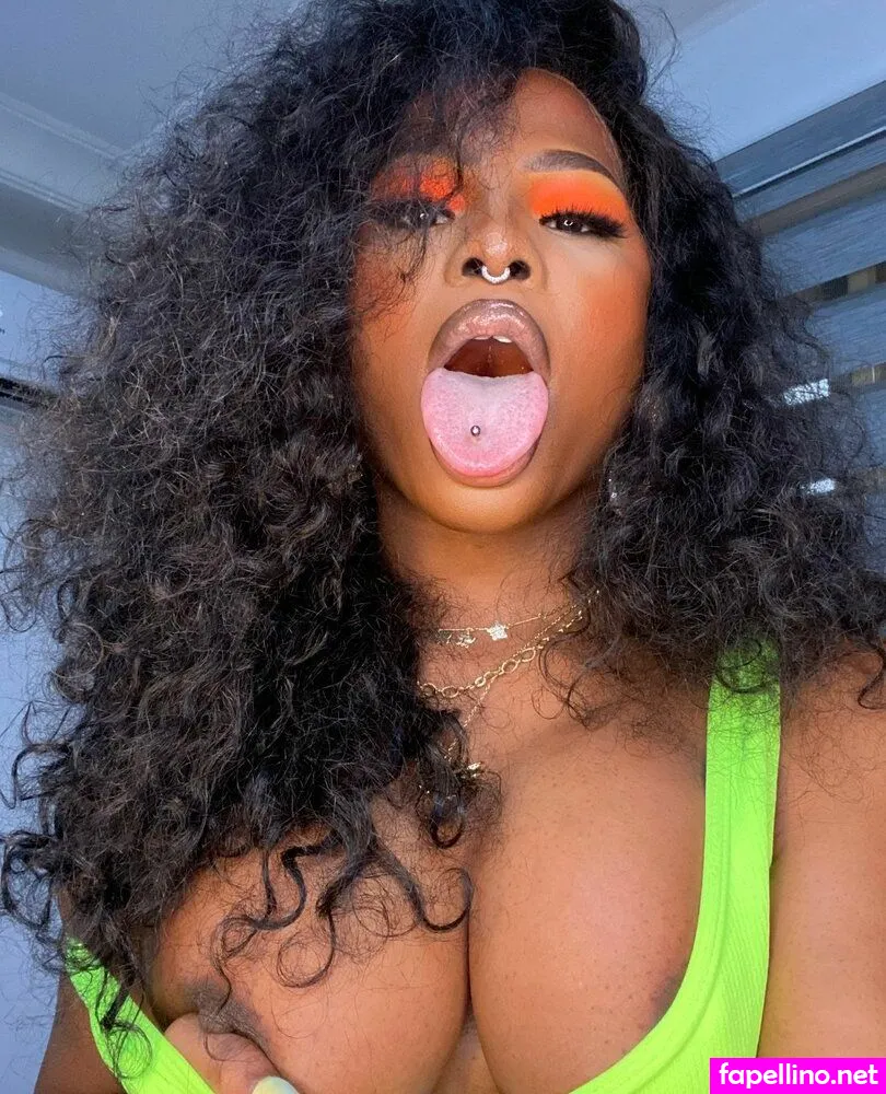 yes i am erica, yes_iam_erica101, yesiamerica Nude Leaked OnlyFans Photo #oQelFfFj1O