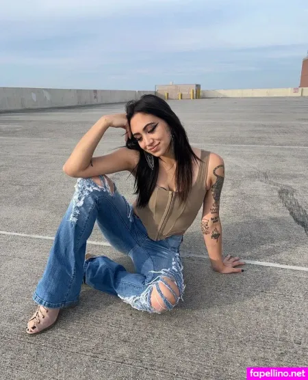 Yeshunnixx OnlyFans Thumbnail #yCjG50roYD