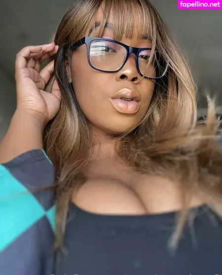 Yesmistresskayy2 OnlyFans Thumbnail #ZTfv7QU1sd